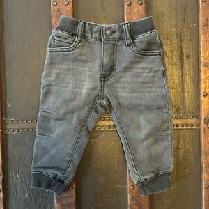 Levi’s knit joggers; 12 months